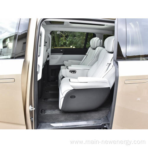 4WD Luxury New Brand Vehicle Electric Car MPV Xpeng X9 6-seat Large Space EV Car